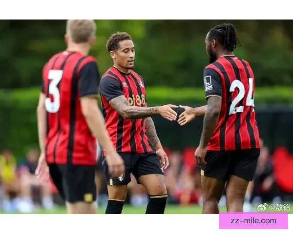 伯恩茅斯客场大胜曼联三球零封展现强势实力