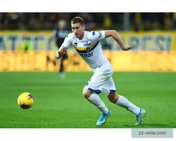 库卢塞夫斯基在热刺中场持续爆发拼命奔跑成球队攻防枢纽核心支柱