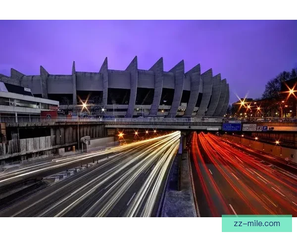 曼联宣布奥德拉福德球场全新设计方案已获批准即将启用